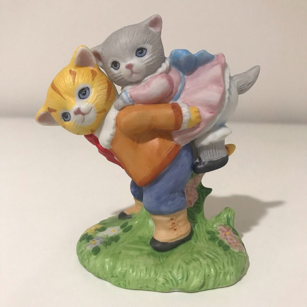 Kitty Cucumber Figurine B. Shackman Schmid Vintage 1992 J.P. Buster & Muffin